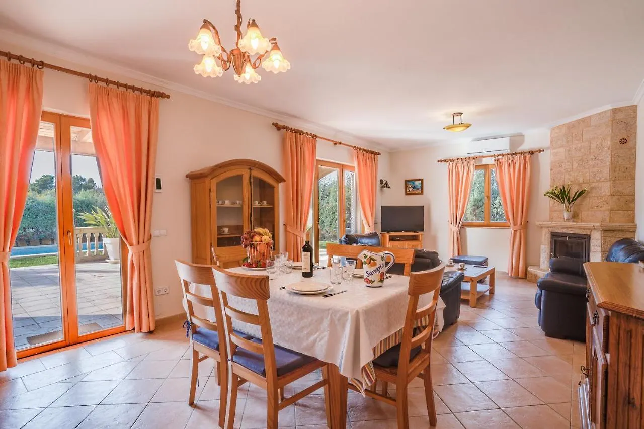 Villa Puerto Alcudia - Lago Aran Berna